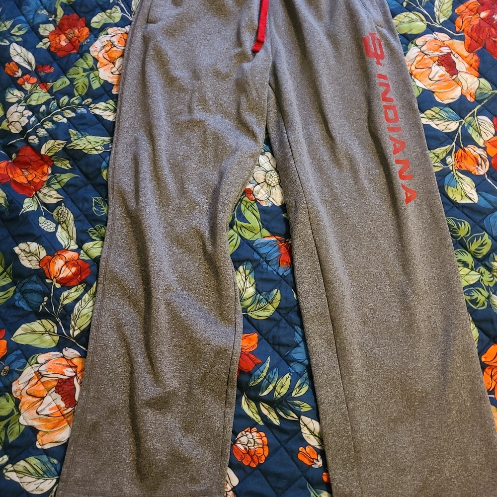 Men's Indiana sweats